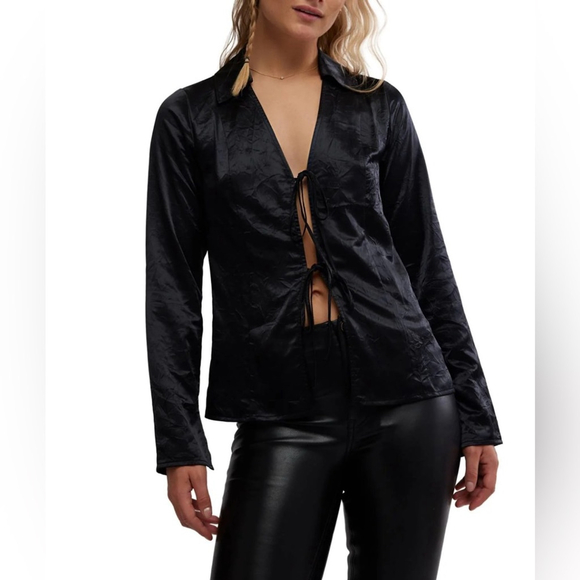 Free People Tops - #314 FREE PEOPLE NWT Retail $98 Star Eyes Tie-Front Top XS